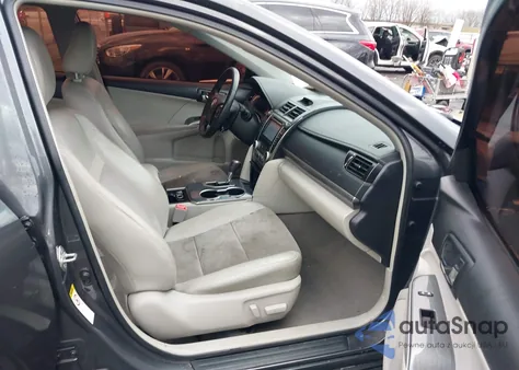 2012 Toyota Camry Hybrid Xle z USA, uszkodzony, nr VIN 4T1BD1FK7CU050964